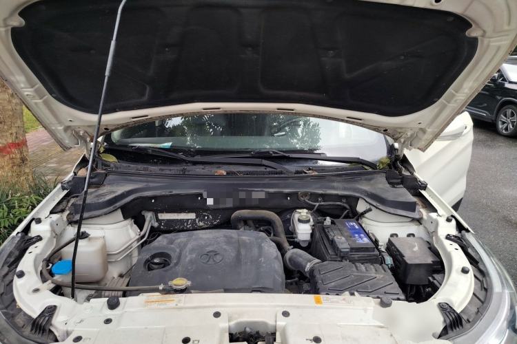 Used BAIC Senova X55 2016 1.5T CVT Luxury Edition Engine Bay