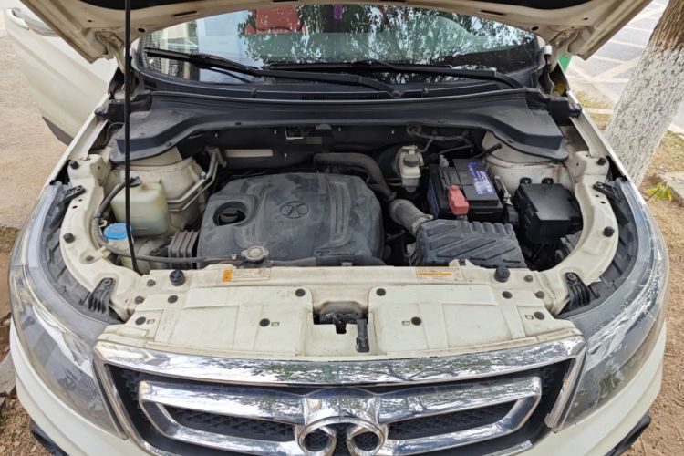 Used BAIC Senova X55 2016 1.5T CVT Elite Edition Engine Bay