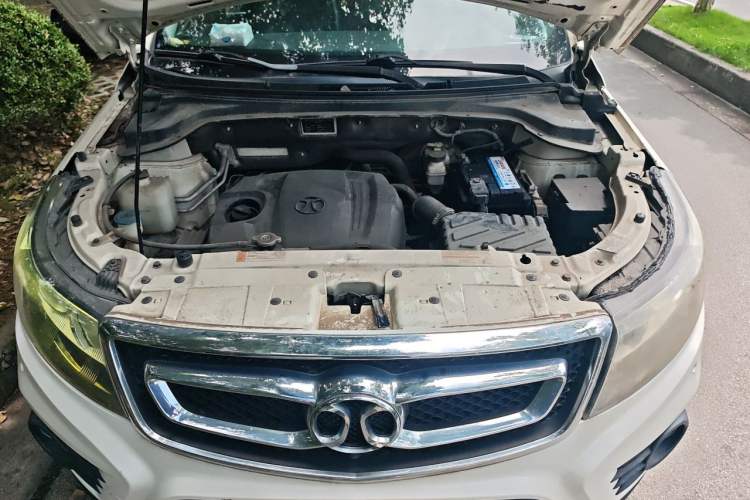 Used BAIC Senova X55 2016 1.5T CVT Luxury Edition Engine Bay