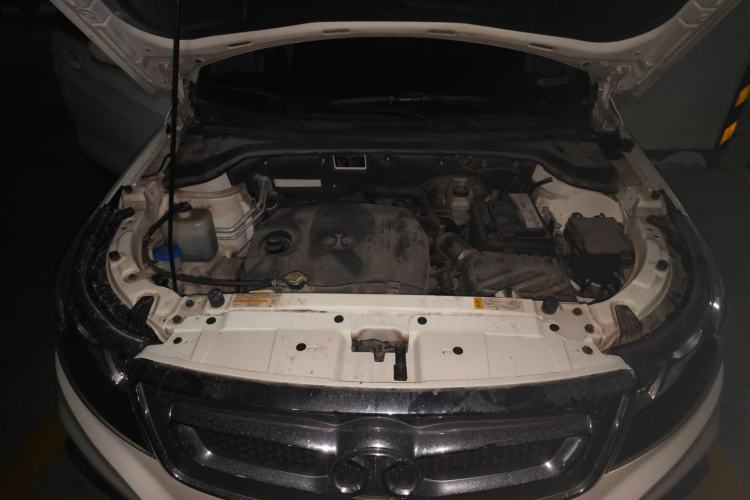 Used BAIC Senova X55 2016 1.5T CVT Elite Edition Engine Bay