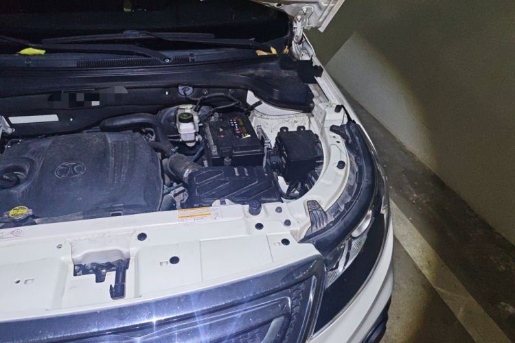 Used BAIC Senova X55 2016 1.5T CVT Elite Edition Engine Bay Left