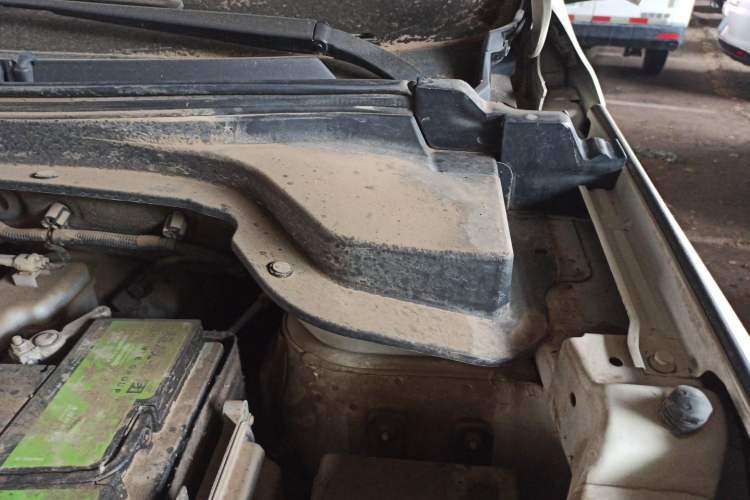 Used BAIC Senova X55 2016 1.5T CVT Elite Edition Engine Bay Left