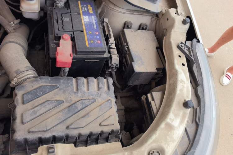 Used BAIC Senova X55 2016 1.5T CVT Luxury Edition Engine Bay Left
