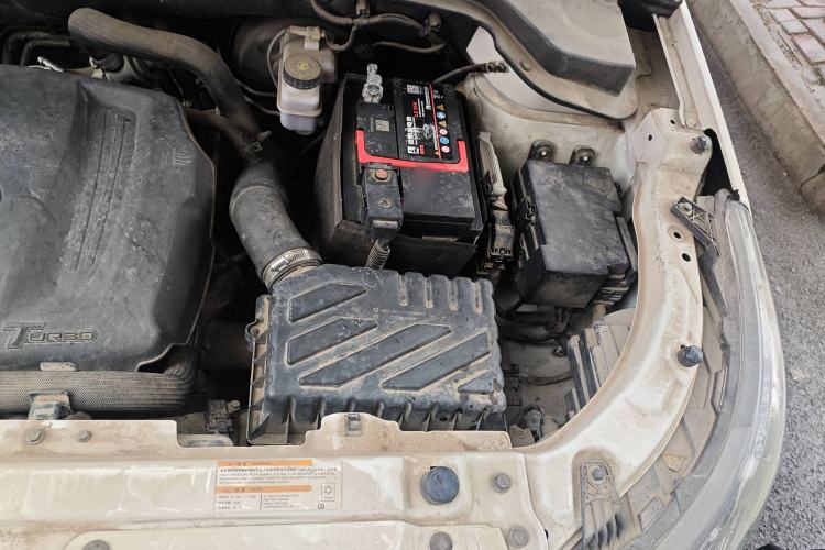 Used BAIC Senova X55 2016 1.5T CVT Luxury Edition Engine Bay Left