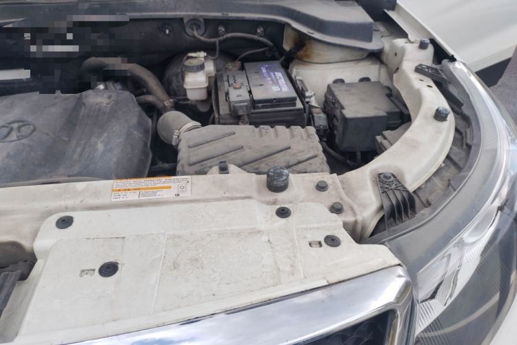 Used BAIC Senova X55 2016 1.5T CVT Elite Edition Engine Bay Left