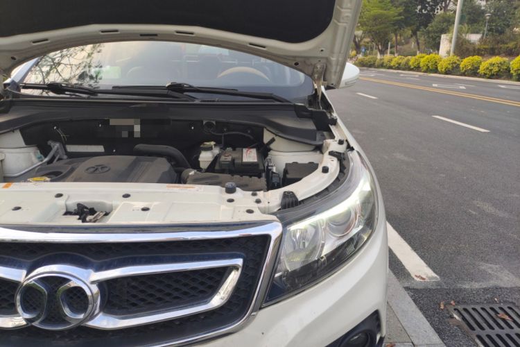 Used BAIC Senova X55 2016 1.5T CVT Elite Edition Engine Bay Left