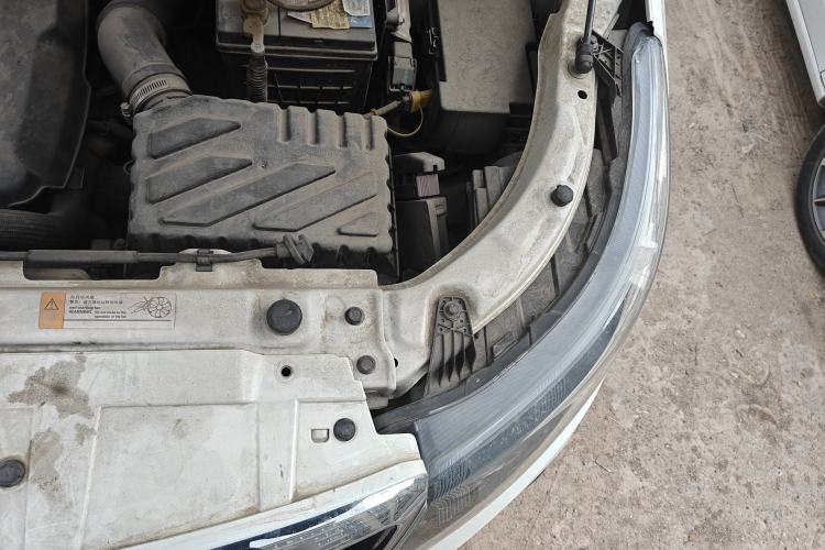 Used BAIC Senova X55 2016 1.5T CVT Luxury Edition Engine Bay Left