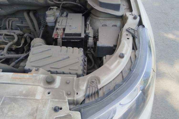 Used BAIC Senova X55 2016 1.5L Manual Standard Edition Engine Bay Left