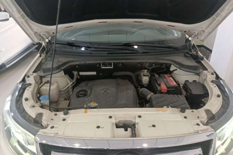 Used BAIC Senova X55 2016 1.5T Manual Elite Edition Engine Bay