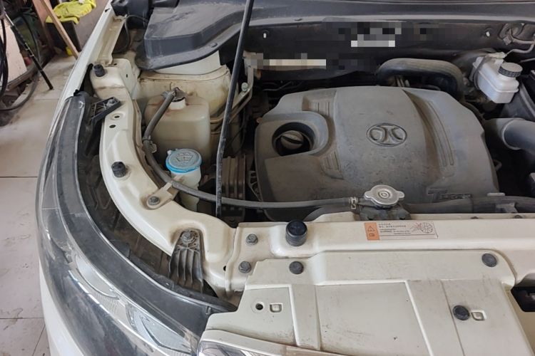 Used BAIC Senova X55 2016 1.5T CVT Luxury Edition Engine Bay Right