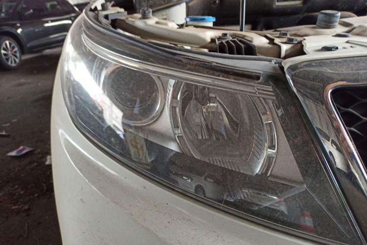 Used BAIC Senova X55 2016 1.5T CVT Elite Edition Engine Bay Right