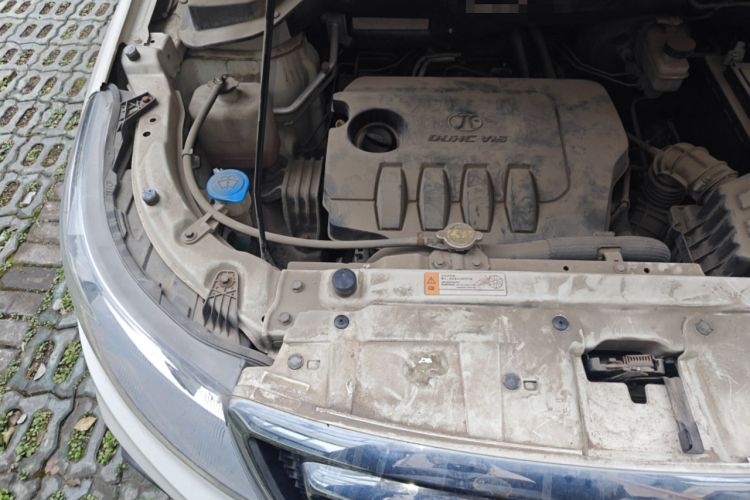 Used BAIC Senova X55 2016 1.5L Manual Comfort Version Engine Bay Right