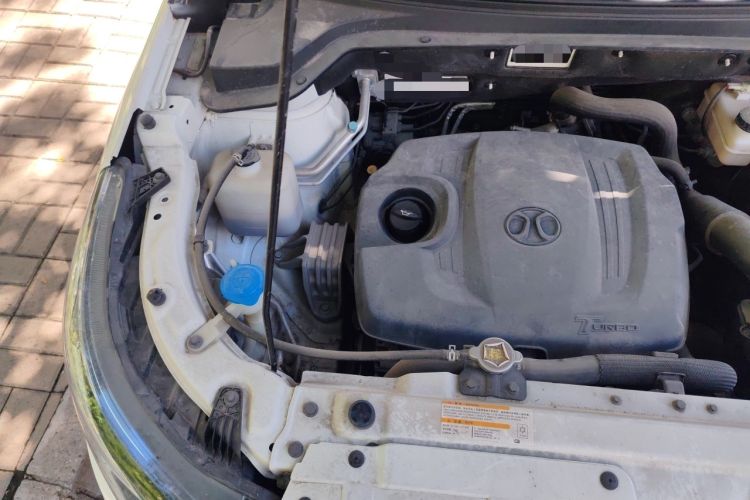 Used BAIC Senova X55 2016 1.5T CVT Luxury Edition Engine Bay Right