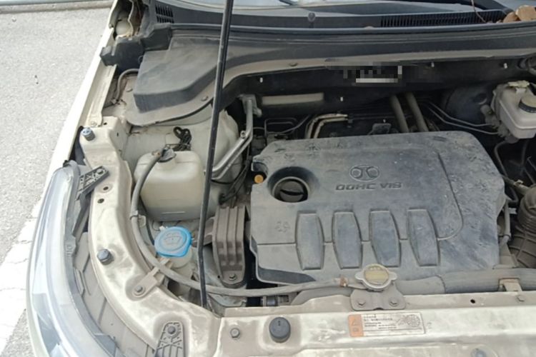 Used BAIC Senova X55 2016 1.5L Manual Comfort Version Engine Bay Right