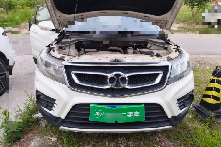 Used BAIC Senova X55 2016 1.5T CVT Luxury Edition Engine Bay