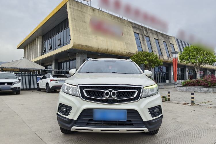 Used BAIC Senova X55 2016 1.5T CVT Elite Edition Exterior 1