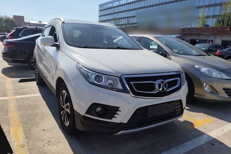 Used BAIC Senova X55 2016 1.5T CVT Elite Edition Exterior 2