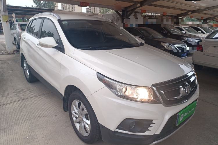 Used BAIC Senova X55 2016 1.5L Manual Comfort Version Exterior 2