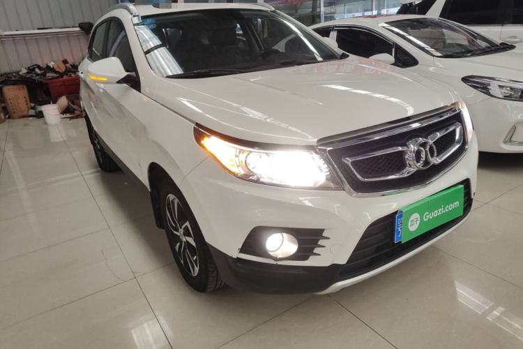 Used BAIC Senova X55 2016 1.5T CVT Elite Edition Exterior 2