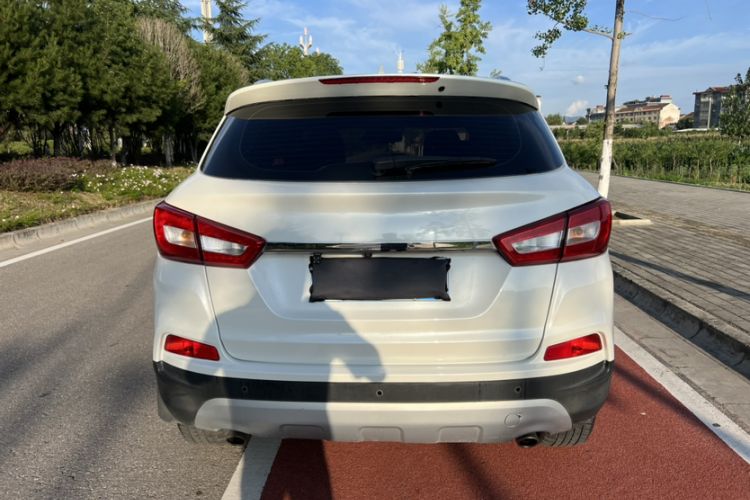 Used BAIC Senova X55 2016 1.5T CVT Luxury Edition Exterior 4