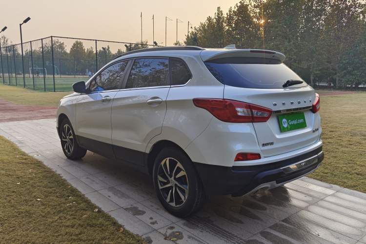 Used BAIC Senova X55 2016 1.5T CVT Elite Edition Exterior 5