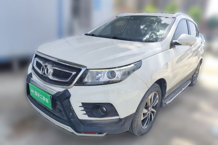 Used BAIC Senova X55 2016 1.5T CVT Elite Edition Exterior 5