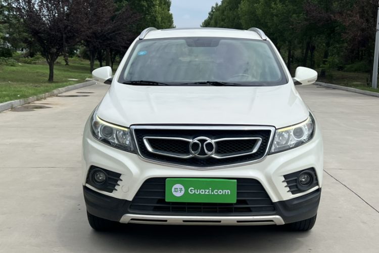 Used BAIC Senova X55 2016 1.5T CVT Elite Edition Exterior 6