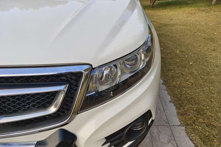 Used BAIC Senova X55 2016 1.5T CVT Elite Edition Exterior 9