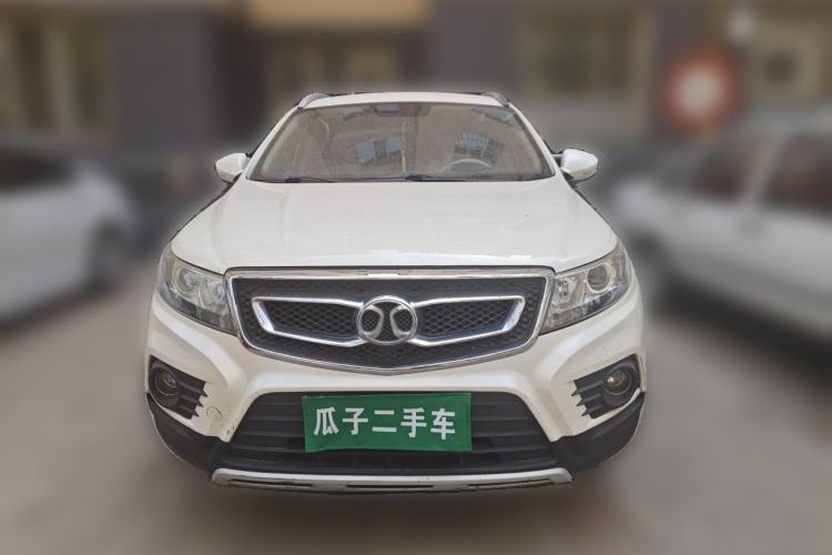 Used BAIC Senova X55 2016 1.5L Manual Comfort Version Front