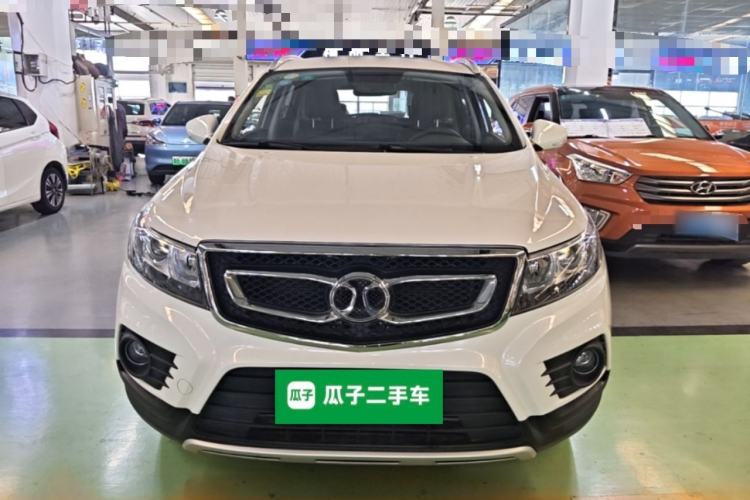 Used BAIC Senova X55 2016 1.5T CVT Elite Edition Front