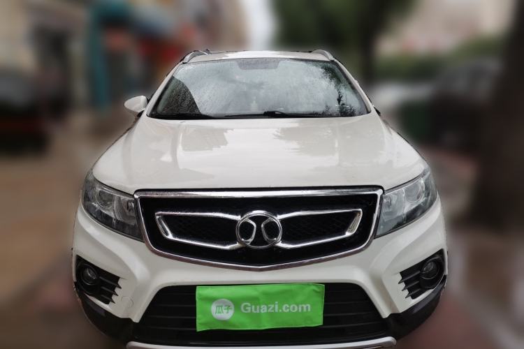 Used BAIC Senova X55 2016 1.5T CVT Elite Edition Front