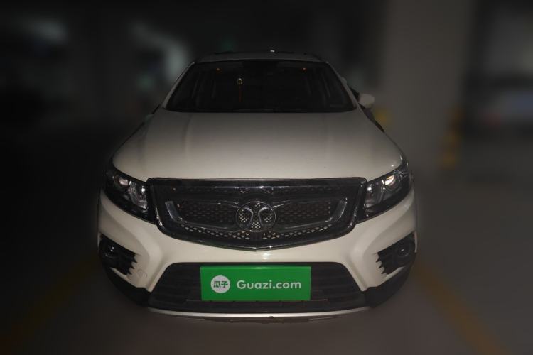 Used BAIC Senova X55 2016 1.5T CVT Elite Edition Front