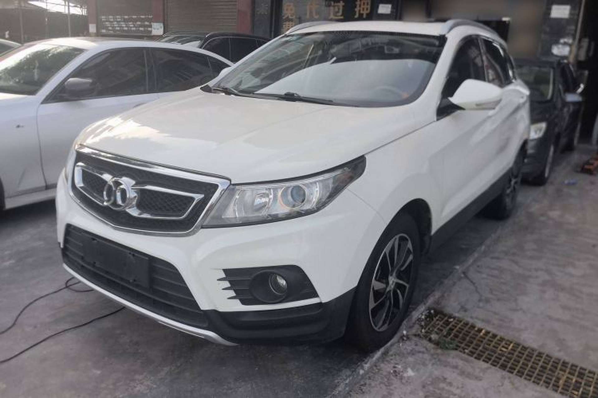 Used BAIC Senova X55 2016 1.5T CVT Elite Edition Front Left 45 Deg