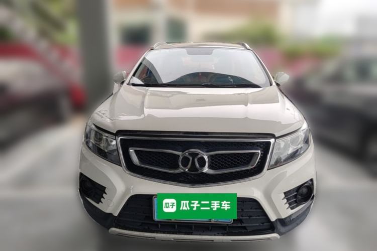 Used BAIC Senova X55 2016 1.5L Manual Comfort Version Front