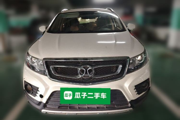 Used BAIC Senova X55 2016 1.5L Manual Comfort Version Front
