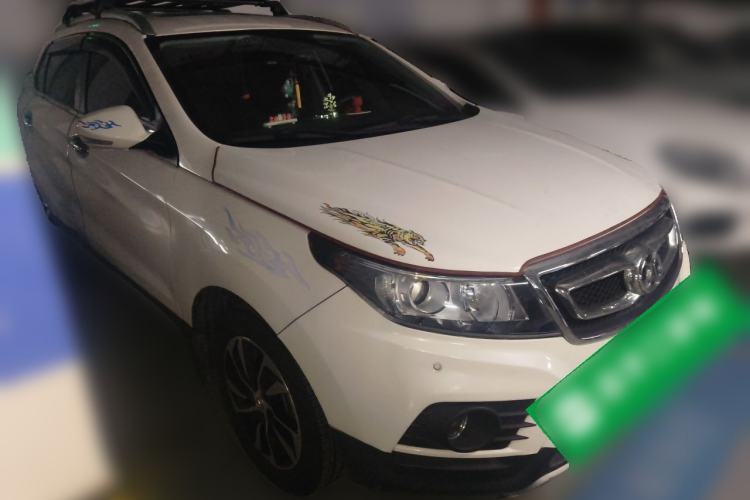 Used BAIC Senova X55 2016 1.5T CVT Luxury Edition Front Right 45 Deg