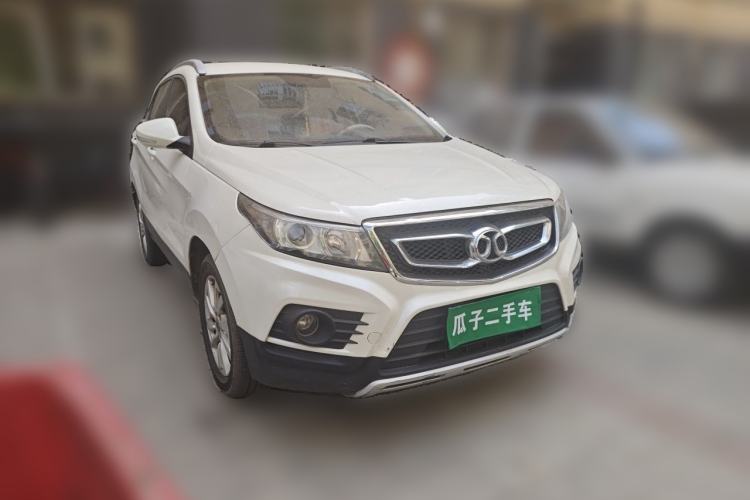 Used BAIC Senova X55 2016 1.5L Manual Comfort Version Front Right 45 Deg