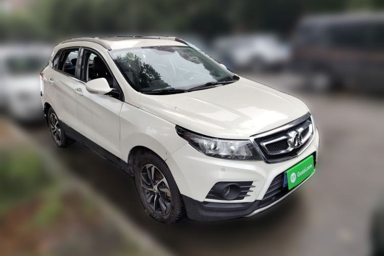 Used BAIC Senova X55 2016 1.5T CVT Luxury Edition Front Right 45 Deg