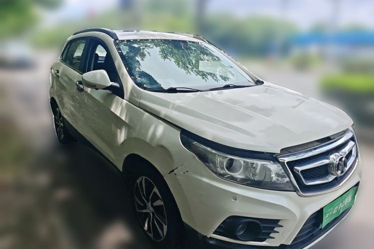 Used BAIC Senova X55 2016 1.5T CVT Luxury Edition Front Right 45 Deg