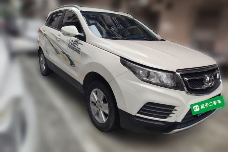 Used BAIC Senova X55 2016 1.5L Manual Standard Edition Front Right 45 Deg