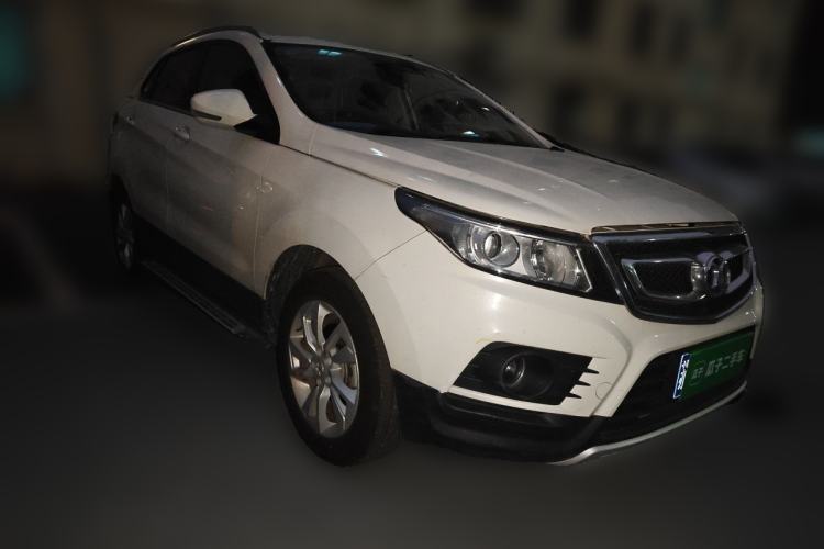 Used BAIC Senova X55 2016 1.5T CVT Comfort Version Front Right 45 Deg