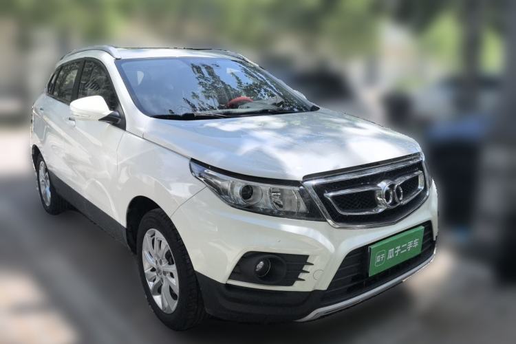 Used BAIC Senova X55 2016 1.5T CVT Comfort Version Front Right 45 Deg