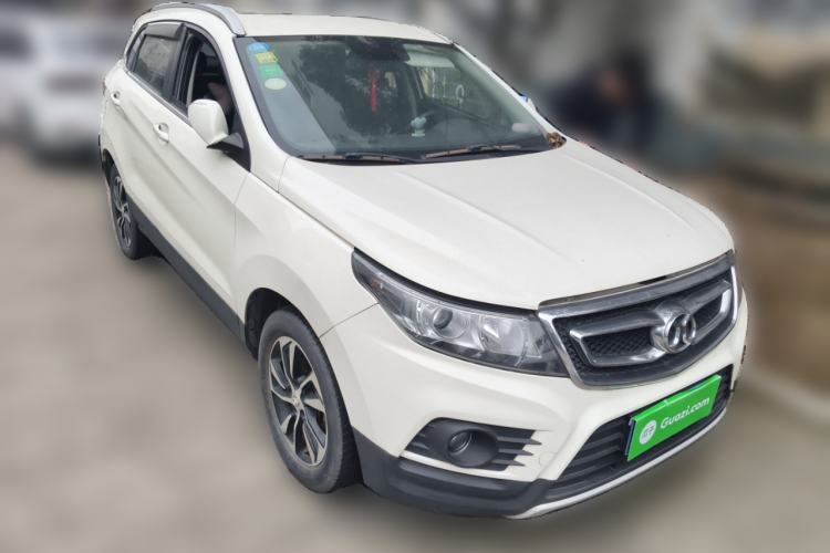 Used BAIC Senova X55 2016 1.5T CVT Elite Edition Front Right 45 Deg