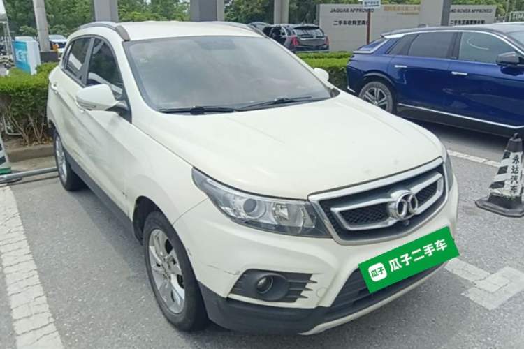 Used BAIC Senova X55 2016 1.5L Manual Comfort Version Front Right 45 Deg