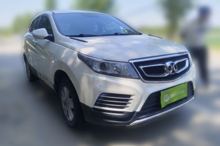 Used BAIC Senova X55 2016 1.5L Manual Standard Edition Front Right 45 Deg