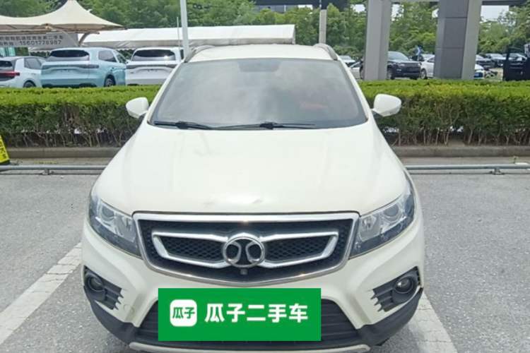 Used BAIC Senova X55 2016 1.5L Manual Comfort Version Front