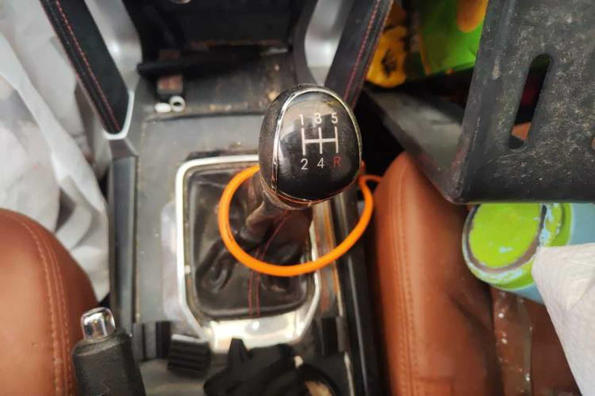 Used BAIC Senova X55 2016 1.5L Manual Comfort Version Gear Lever
