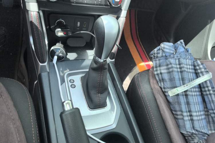 Used BAIC Senova X55 2016 1.5T CVT Comfort Version Gear Lever