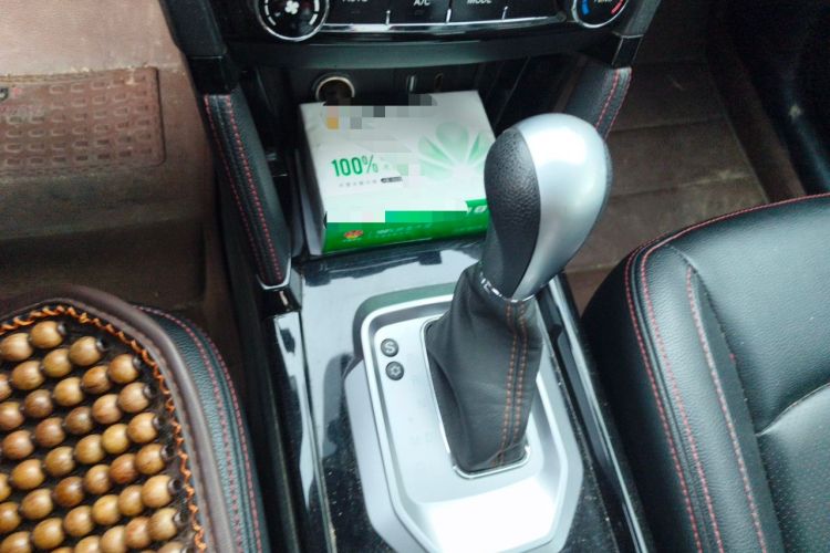 Used BAIC Senova X55 2016 1.5T CVT Luxury Edition Gear Lever