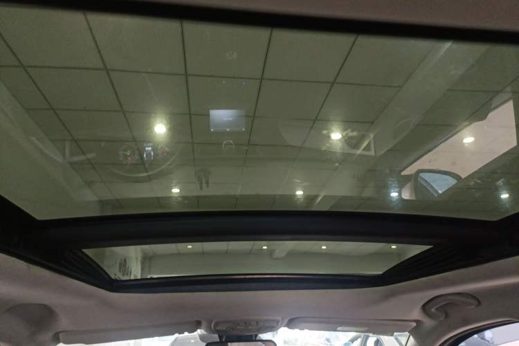 Used BAIC Senova X55 2016 1.5T Manual Elite Edition Headliner